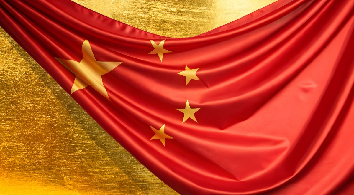 La Strategia Aurea della Cina: 11 mesi di acquisti e cosa significa per gli investitori nel 2025